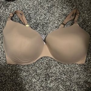 36 DDD NUDE VICTORIA SECRET BRA